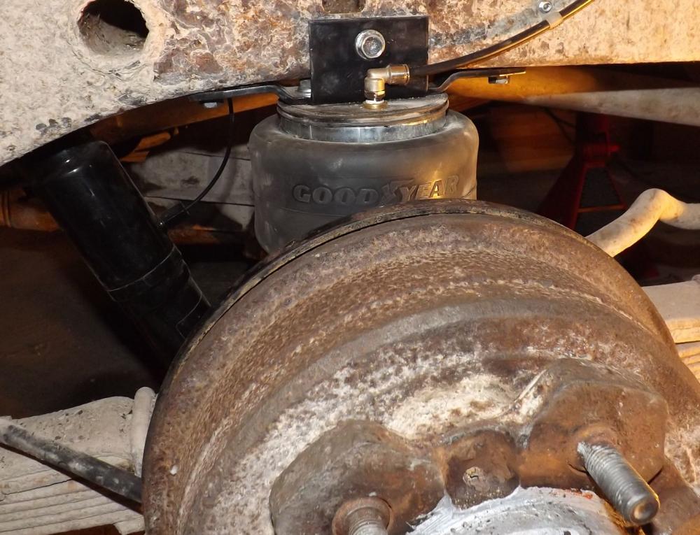 air shock spring.JPG